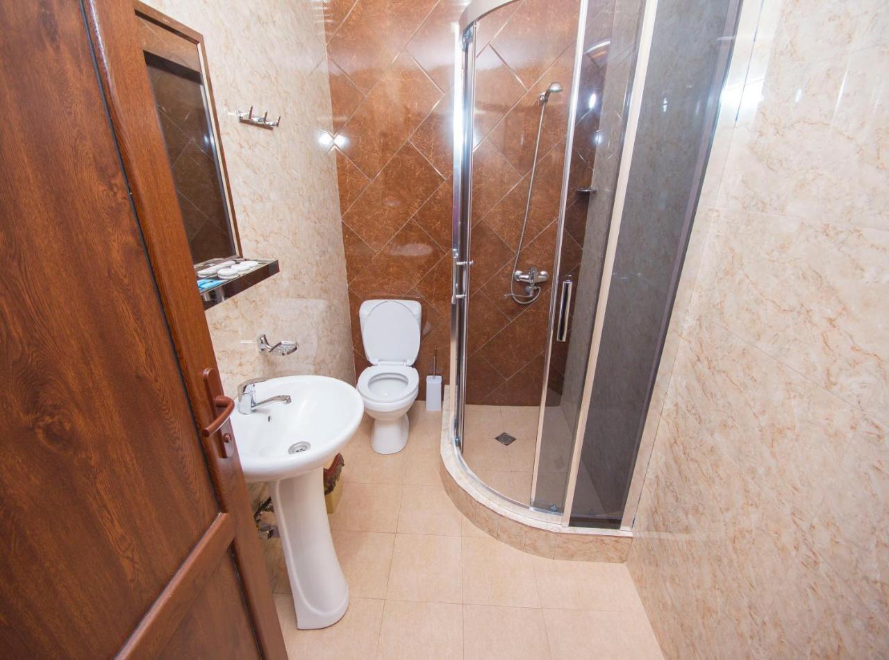 Hotel Elegant 2 Тбилиси Экстерьер фото