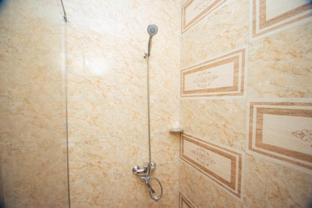 Hotel Elegant 2 Тбилиси Экстерьер фото