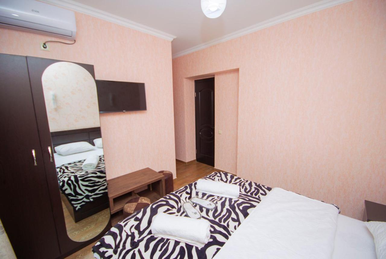 Hotel Elegant 2 Тбилиси Экстерьер фото