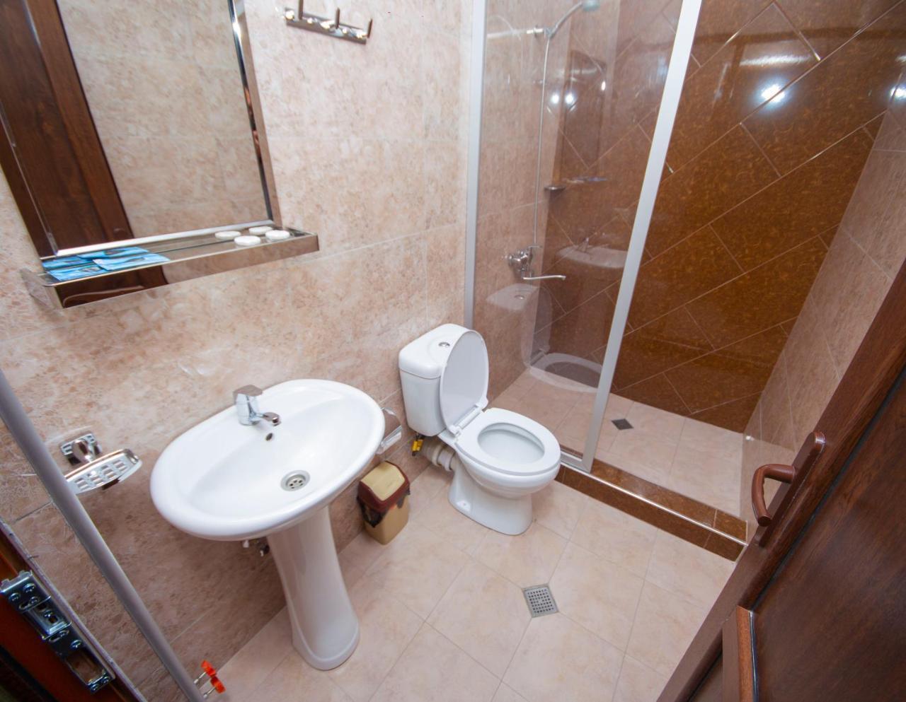 Hotel Elegant 2 Тбилиси Экстерьер фото